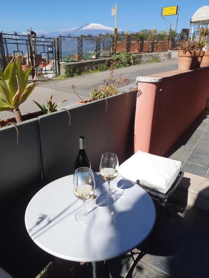 Sciala' Two Apartment Taormina Bagian luar foto